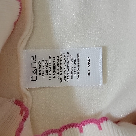 Women's  Willow and Wind Cardigan Sweater, Cream/Pink, Size Small, Pre-owned - Picture 6 of 6